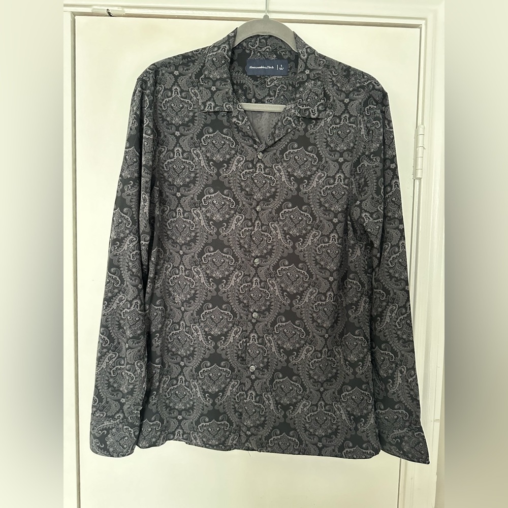 Abercrombie & Fitch Printed Casual Camp Collar Button Down